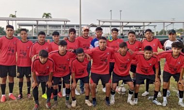 Gran encuentro de fútbol entre clubes antorchistas