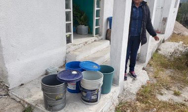 Sin agua vecinos de La Pila, Chihuahua