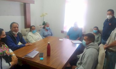 Habitantes de Tingambato denuncian atropello del OOAPAS ante alcaldesa