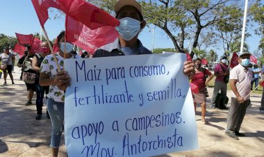 Antorchistas urgen al Gobernador Carlos Joaquín cumplir con su palabra