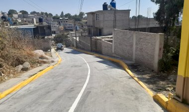 Embellece lucha organizada calles de Lomas de Ayotla