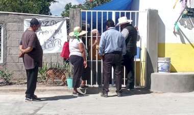 Plenistas realizan visitas en la zona de Acatlán