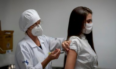 Anuncian vacuna para adolescentes en Nayarit