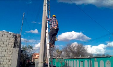 Reparan alumbrado público en Santo Domingo