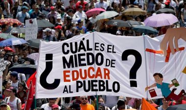 La educación opresora de la 4T