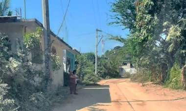 Gestionarán colonos de Las Palmas pavimentación de su calle principal