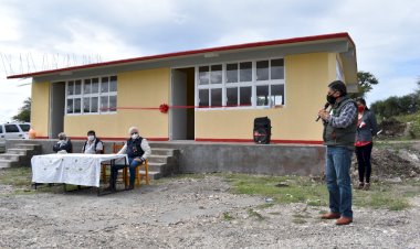 Exigen construcción de primaria en Ixcaquixtla, Puebla