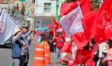 Antorchistas van a Congreso de Hidalgo por solución de demandas sociales