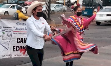 Moradores del albergue estudiantil realizan colecta