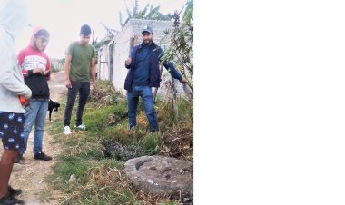 En la colonia Río Florido logran desazolve de drenaje