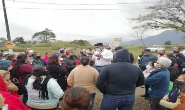 Antorchistas logran mejoras para su colonia en Córdoba