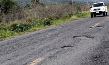 El deterioro de la carretera 80