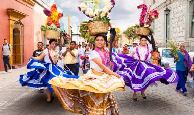 Regalo cultural para todos los activistas antorchistas