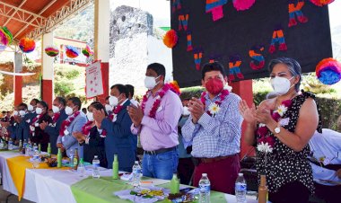 Telesecundaria Manuel Gamio, sede de aniversario de Telesecundarias estatales 