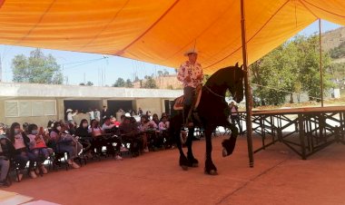 Con coloridos actos culturales preparatoria antorchista de Tenancingo celebra el inicio de la primavera