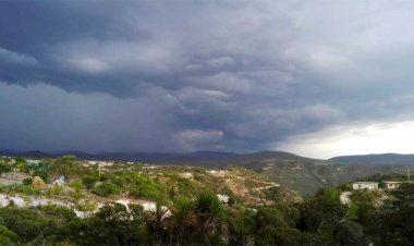 Habitantes de San Miguel Atlapulco denunciaron la falta de apoyos