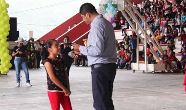 Antorcha en Huitzilan se preocupa por los niños