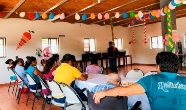 Festejan a maestros en el CBTA 110 de Cuautitlán de García Barragán, Jalisco