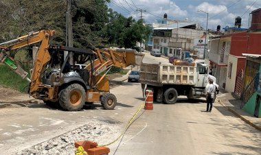 Introducción de drenaje sanitario es una realidad en colonia de Xalapa