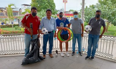 Con deporte, Antorcha abandera meta en Tuxtepec