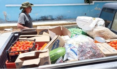 Entrega DIF-Atexcal a escuelas insumos para desayunos calientes