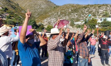 La lucha de antorcha en Querétaro logra servicios básicos para los más necesitados.