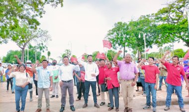 Antorcha entrega pliego petitorio en Quintana Roo