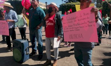 En Nayarit vecinos se manifestaron  ante gobierno morenista de Geraldine Ponce