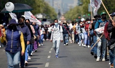 Cómo el maestro puede educar políticamente al estudiante