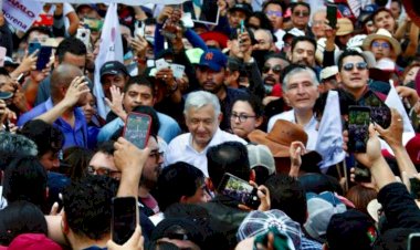 Circo, maroma y teatro, la marcha de AMLO