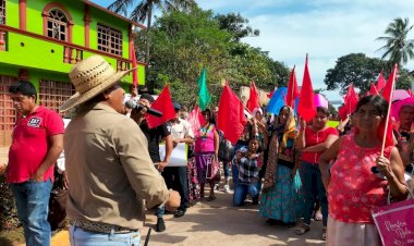 Mixes de San Juan Guichicovi protestan contra su alcalde