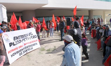 Entregan antorchistas pliego petitorio a Gobierno de Fresnillo.