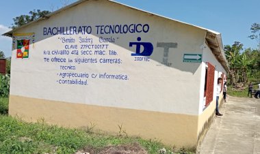 Estudiantes de la Sierra Chol exhiben conocimientos escolares