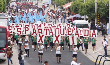 La alegría jarocha presente en la XXI Espartaqueada Deportiva Nacional