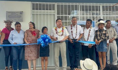 Antorchistas inauguran aula en la colonia Fraternidad Antorchista