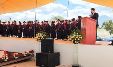 Nueva generación egresa de EMSAD Huamantla