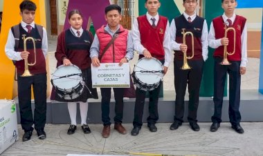 Antorcha gestiona instrumentos para decenas de alumnos