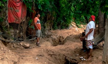 Avanza introducción de drenaje, agua potable y pavimentación en la colonia Izazaga