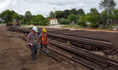 Sin apoyos, pero con un Tren que el pueblo no usará