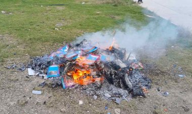 Antorcha rechaza la quema de libros