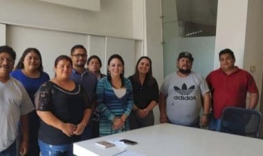 Secretaría de Turismo recibe a comerciantes antorchistas