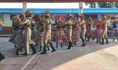 PLC Balderas celebra el Día de Muertos con fiesta multicolor