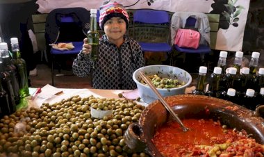 Los aceituneros de Xochiaquita La Bella