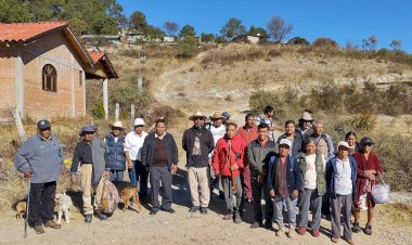 Inauguran obra de energía eléctrica en Totonundoo