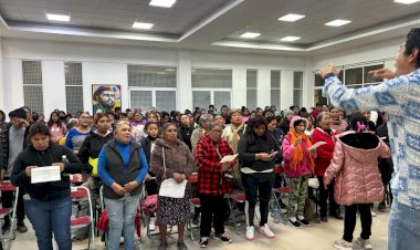 Colonos poblanos preparan coro monumental para homenajear a Lenin