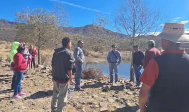 Antorcha gestiona abastecimiento de agua potable para  las pereas