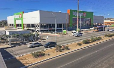 Protestas frenan megatienda de autoservicio en Benito Juárez, CDMX