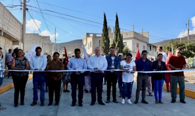 Lucha antorchista logra obras de pavimentación y drenaje en Pachuca