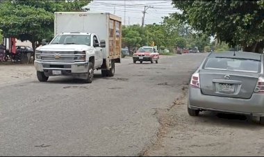 Morena ignora el pésimo estado de carreteras en Veracruz 