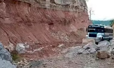 Carreteras del Mezquital en abandono afectan a indígenas